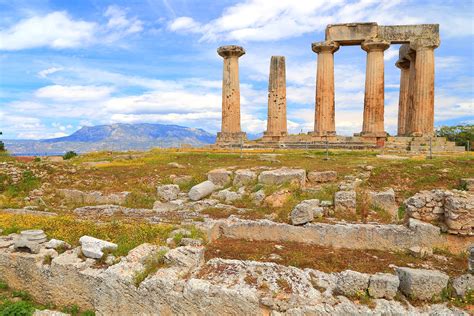 most famous greek ruins.